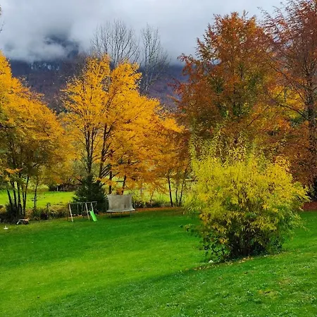 Сasa de vacaciones La Taniere Du D Aiguebelette *